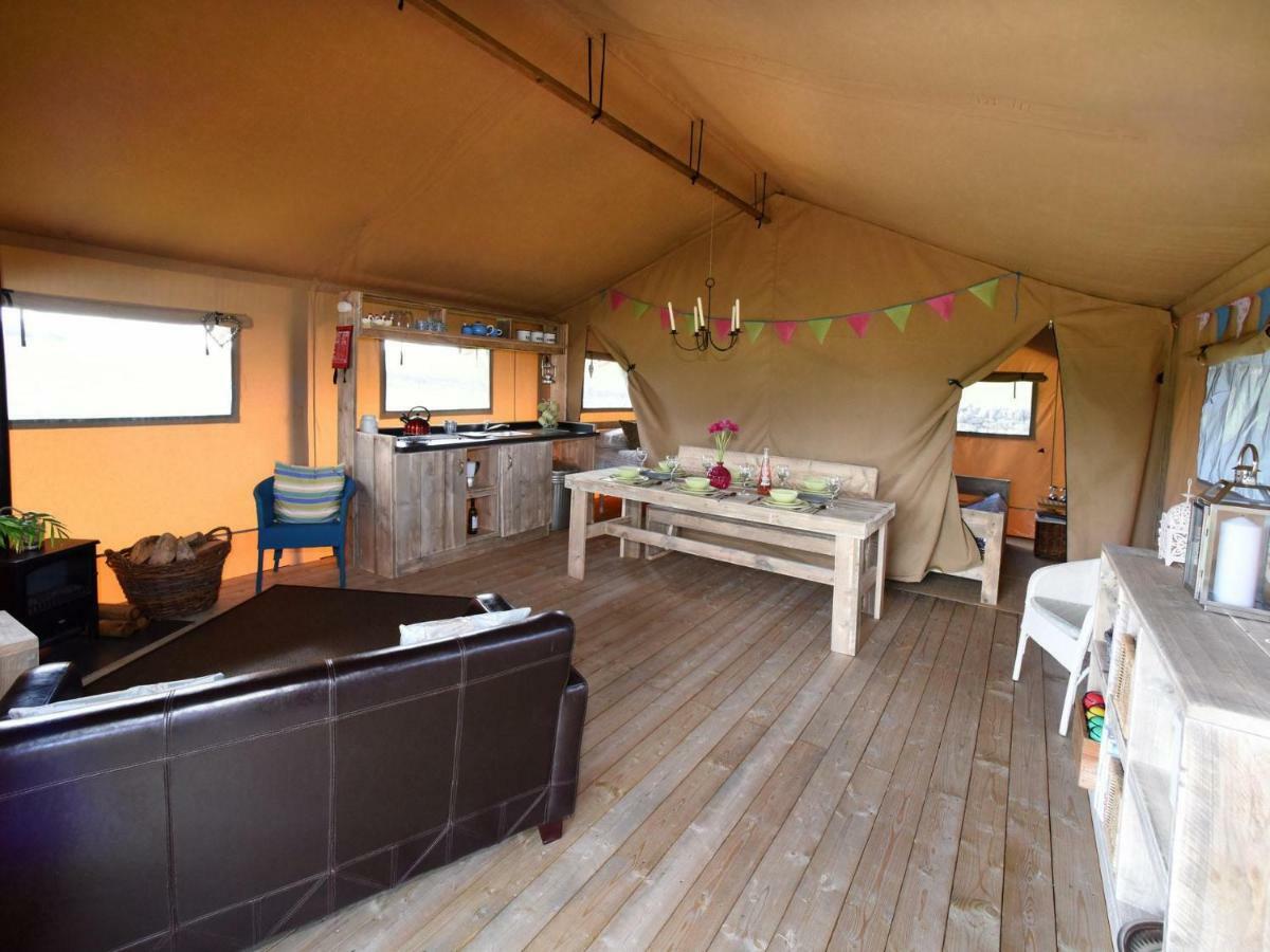 Carr'S Hill Luxury Safari Tents Denny Eksteriør billede